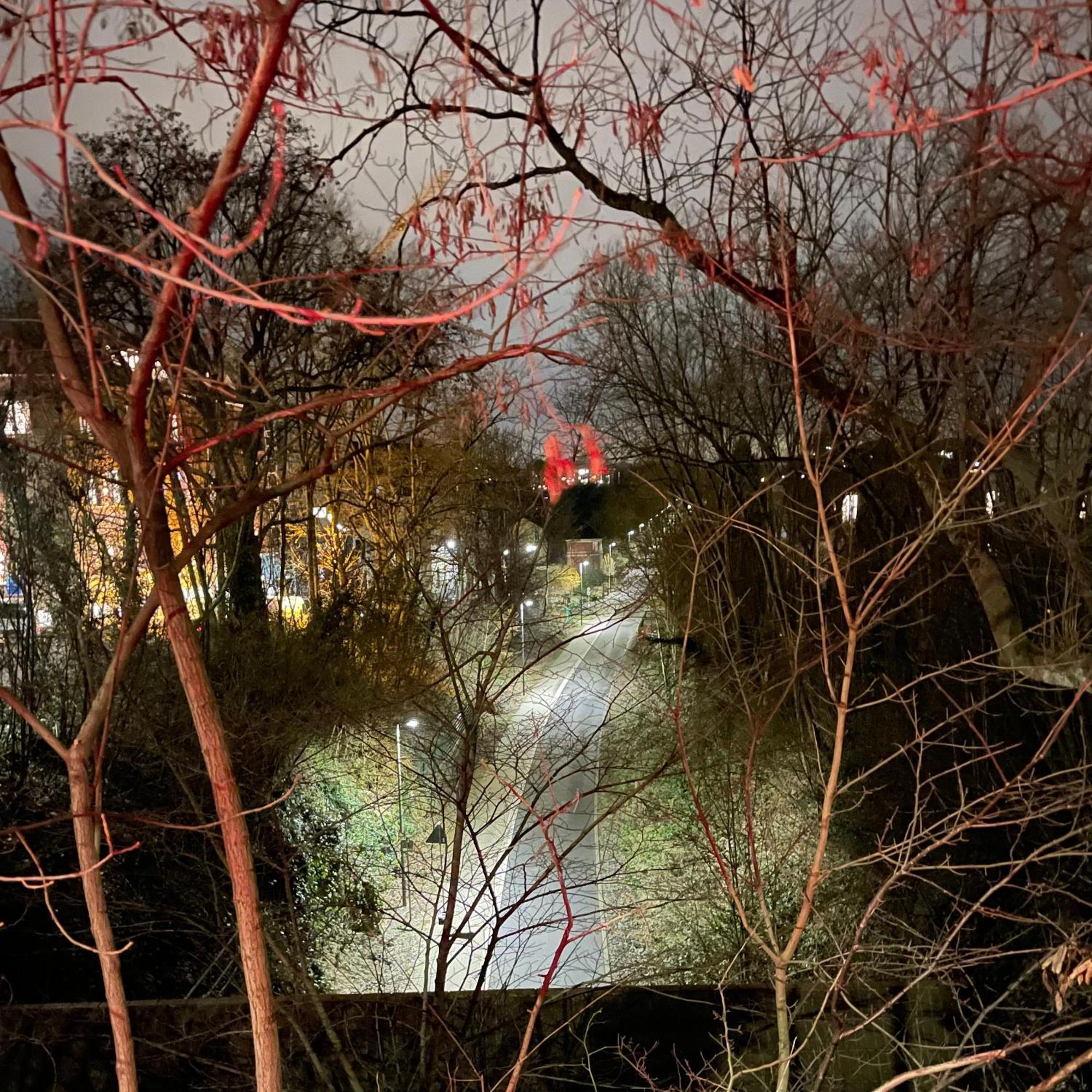 Tunnel Apartment - Nordbahntrasse, Kontaktloser Self-Check-In, Netflix Wuppertal Luaran gambar